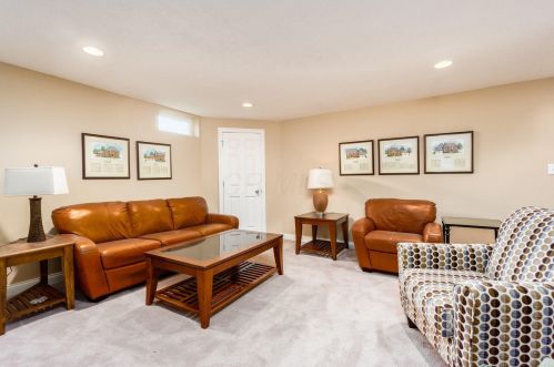 1180 Weeping Willow Ct, Blacklick OH  43004-5013 exterior