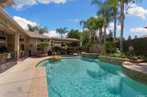 11705 Kenseth St, Bakersfield, CA 93312-8246