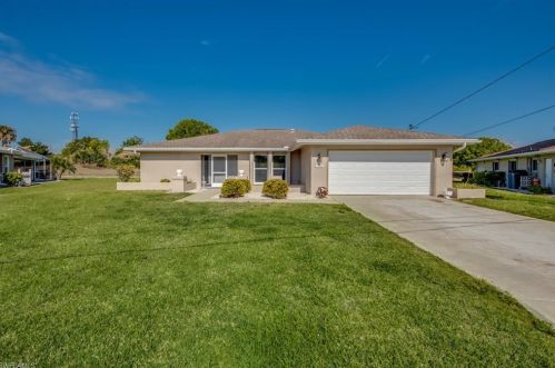 3845 7th Ave, Cape Coral, FL 33914-5326
