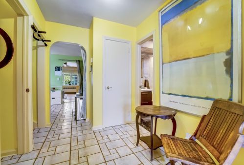 656 Avenue A, Bayonne NJ  07002-1801 exterior