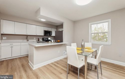 3442 Beale Ct, Woodbridge VA  22193-1702 exterior