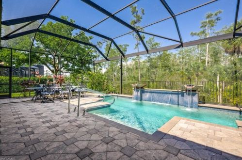 3304 Atlantic Cir, Naples FL  34119-8638 exterior