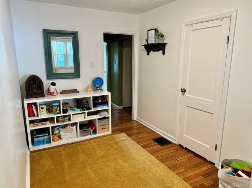 421 Spg St, New Paris OH  45347-1121 exterior