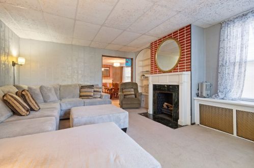 21 Euclid Ave, Pittsburgh PA  15206-1612 exterior