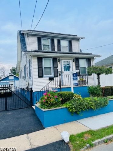 1426 Leslie St, Industrial Hillside, NJ 07205-1204