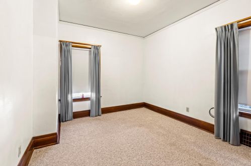 3013 Bartlett Ave, Milwaukee WI 53211-3215 exterior