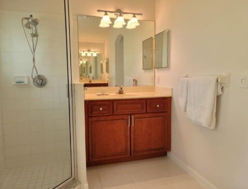 1041 Abingdon Ave, Fort Pierce FL  34953-2804 exterior