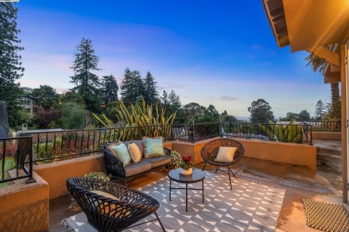6308 Broadway Ter, Oakland, CA 94618-2115