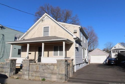 90 Victory St, Stamford, CT 06902-5622