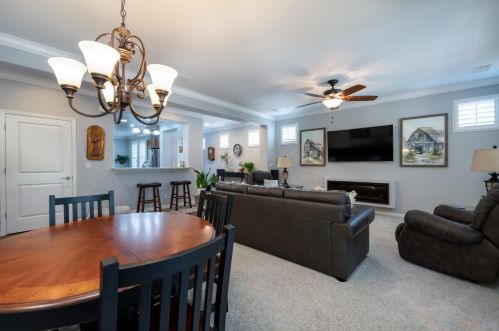 7424 Foxburgh Ct, Elk Grove, CA 95757-5149