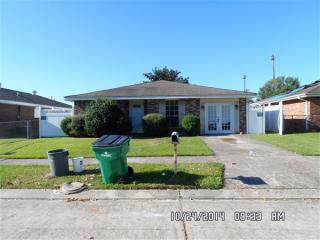 140 Gardenia Ln, Westwego, LA 70094-2204