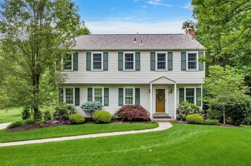 127 Sheffield Ln, Canonsburg, PA 15317-2634