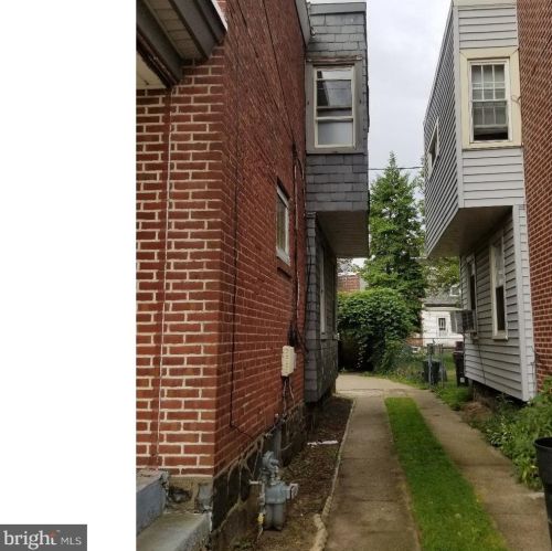 210 36th St, Wilmington, DE 19802-2319