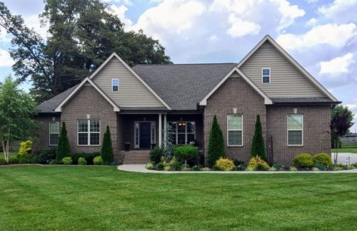 37 Grace Hvn, Hillsboro, TN 37342-3187