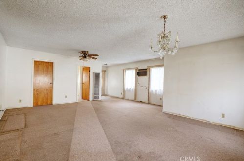 9537 Rose St, Bellflower CA  90706-6530 exterior