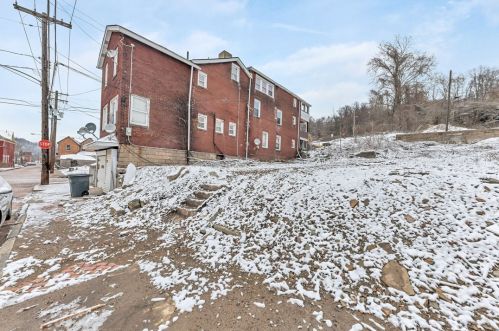 1101 Locust St, Mckeesport PA  15132-4200 exterior