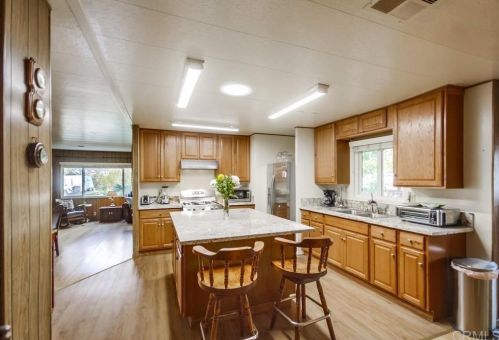 15613 Hawley Ct, El Cajon CA  exterior