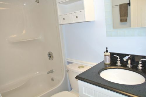 16 Brant Rock Rd, Mashpee MA 02649-4761 exterior