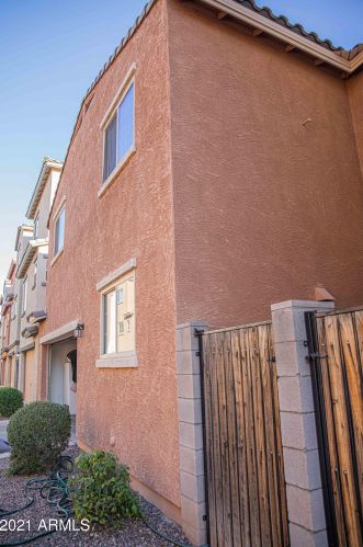 7752 Bonitos Dr, Phoenix AZ  85035-5076 exterior