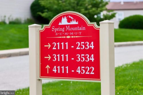 3132 Forest Ln, Collegeville PA  19473-1030 exterior