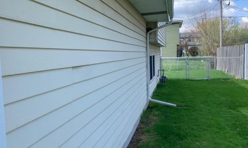 7498 Bigger St, Gary IN  46410-4343 exterior