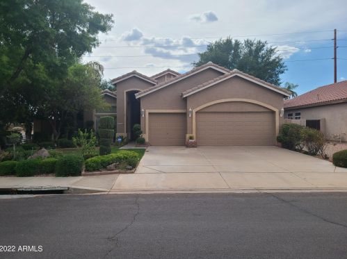 1944 Saddle St, Gilbert, AZ 85233-8822