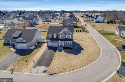 120 Green Ln, Slaughter Beach, DE 19963-3788