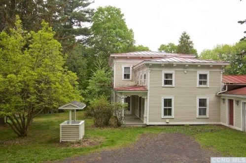 337 Riders Mill Rd, Brainard, NY 12024-2707