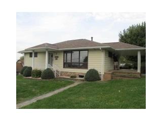 510 Rogers Ave, South Connellsville, PA 15425-2141
