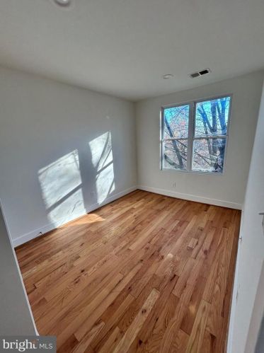 58 Galveston Pl, Washington DC  20032-2049 exterior