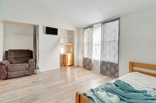 910 Shorewinds, Fort Pierce FL 34949-1537 exterior