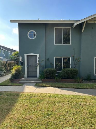 8230 Santa Inez Dr, Buena Park, CA 90620-3152