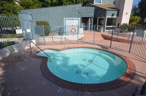 3238 Ashford St, San Diego CA 92111-5006 exterior