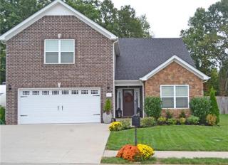 907 Cherry Blossom Ln, Clarksville, TN 37040-6240