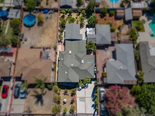 6438 Camellia Ave, North Hollywood CA  91606-2611 exterior