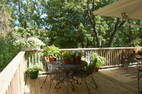 737 Amber Dr, Saint Paul MN 55122-2059 exterior