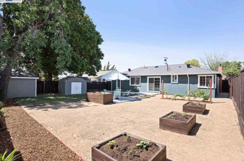 3859 California Way, Livermore CA  94550-3615 exterior