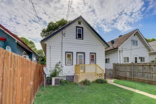 1123 50, Milwaukee WI 53214-3530 exterior