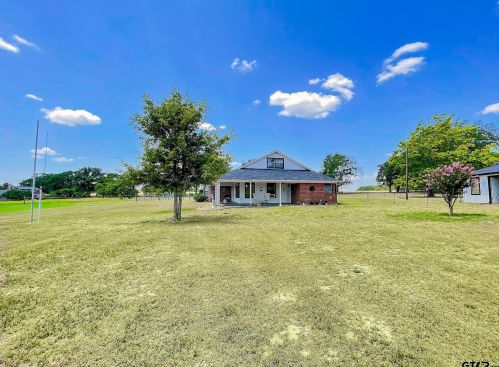 909 An County Road 446, Palestine, TX 75803-0624