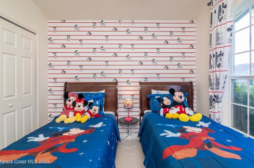 2631 Autumn Creek Cir, Kissimmee FL  34747-2236 exterior