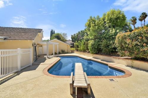 1918 College Vista Ave, Walnut CA  91789-1004 exterior