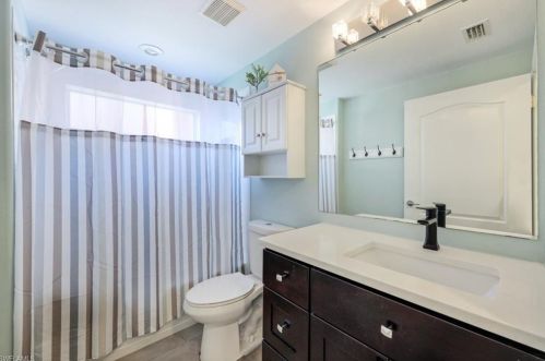 15206 Cortona Way, Naples FL  34120-0672 exterior