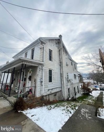 620 Grand Ave, Porter, PA 17980-1104