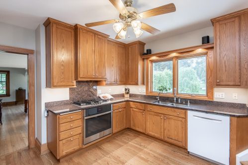 439 50, Milwaukee WI 53208-3634 exterior