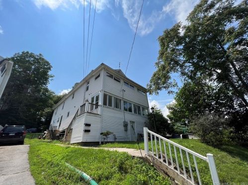 2 Broadway Ter, Norwich, CT 06360-4343