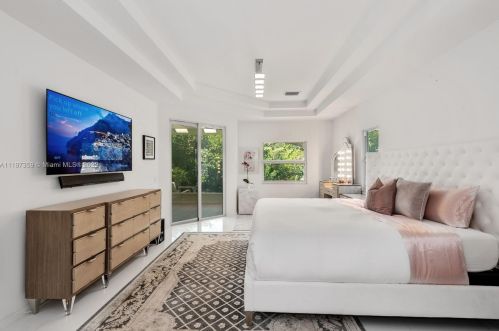 14019 Miller Dr, West Palm Beach FL  33410-1131 exterior