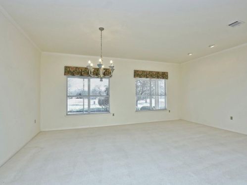 128 Enchanted Dr, Georgetown TX 78633-4534 exterior