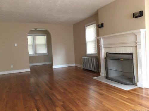 50 Pentlow Ave, New Britain, CT 06053-1624