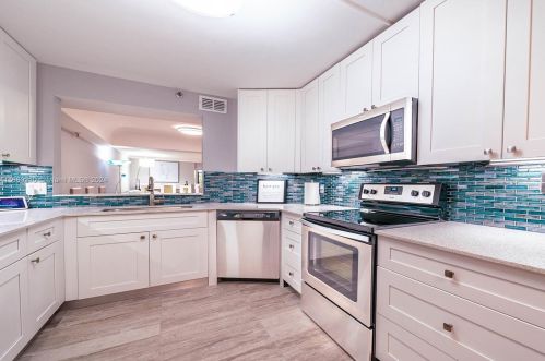 9165 14th St, Boca Raton, FL 33428-6816