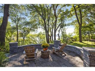 1411 Old Toll Bridge Rd, St Marys Point MN  55043-9713 exterior